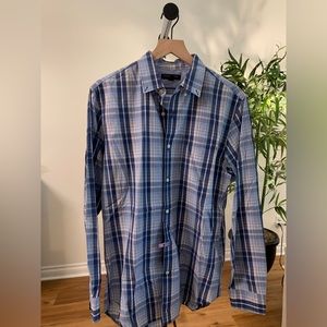 Banana Republic Mens long sleeve button down shirt